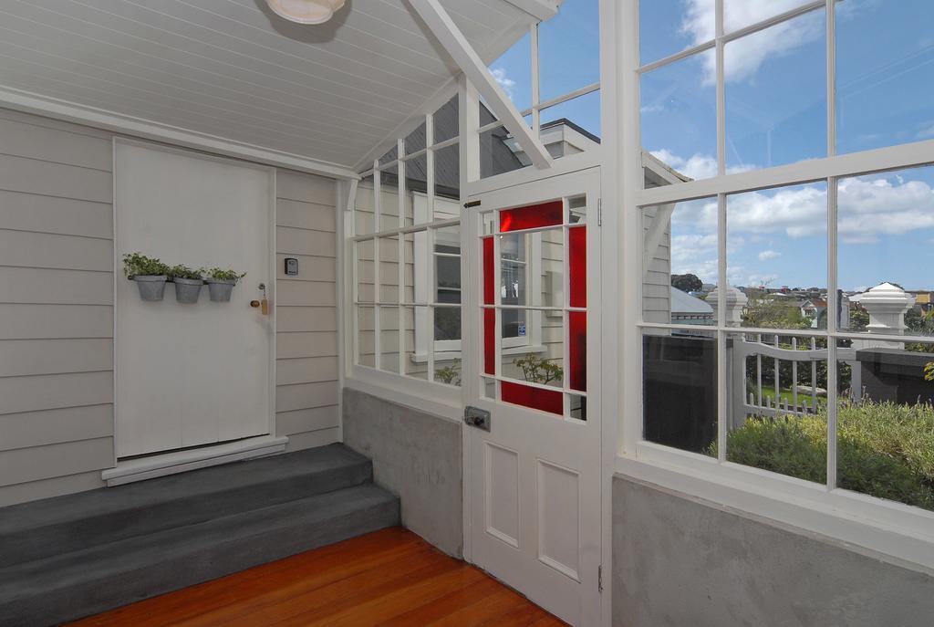 Historic Colenso Cottage Napier Bilik gambar