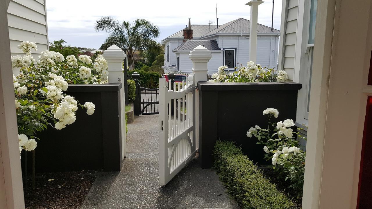 Historic Colenso Cottage Napier Luaran gambar